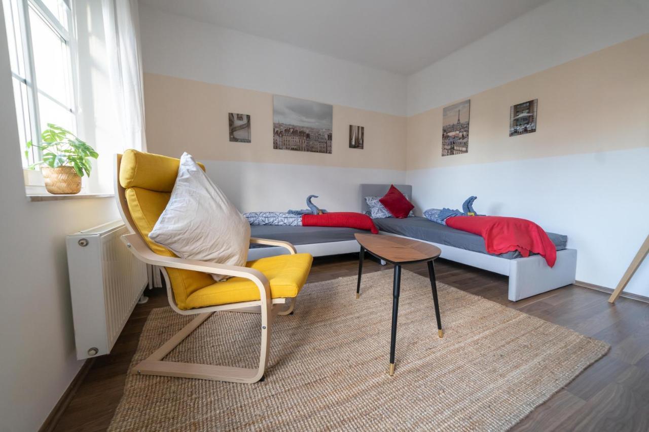 Fullhouse - Zwickau - L12 - 2 Single Beds - Nespresso - Smarttv Apartment Ngoại thất bức ảnh